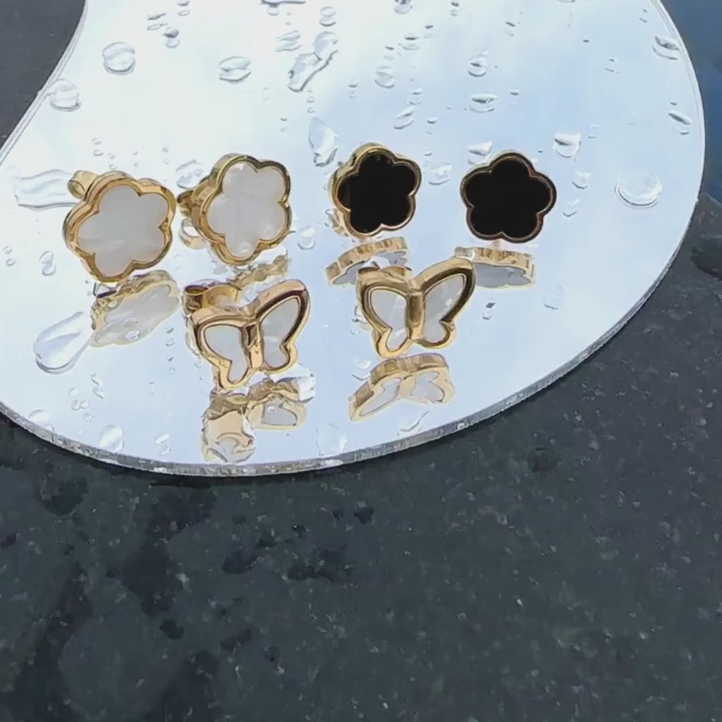 Virágos fülbevaló