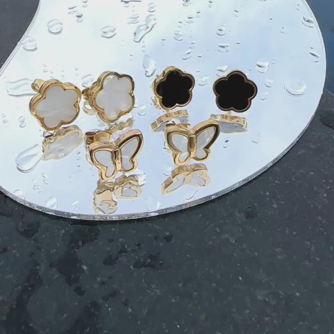 Virágos fülbevaló